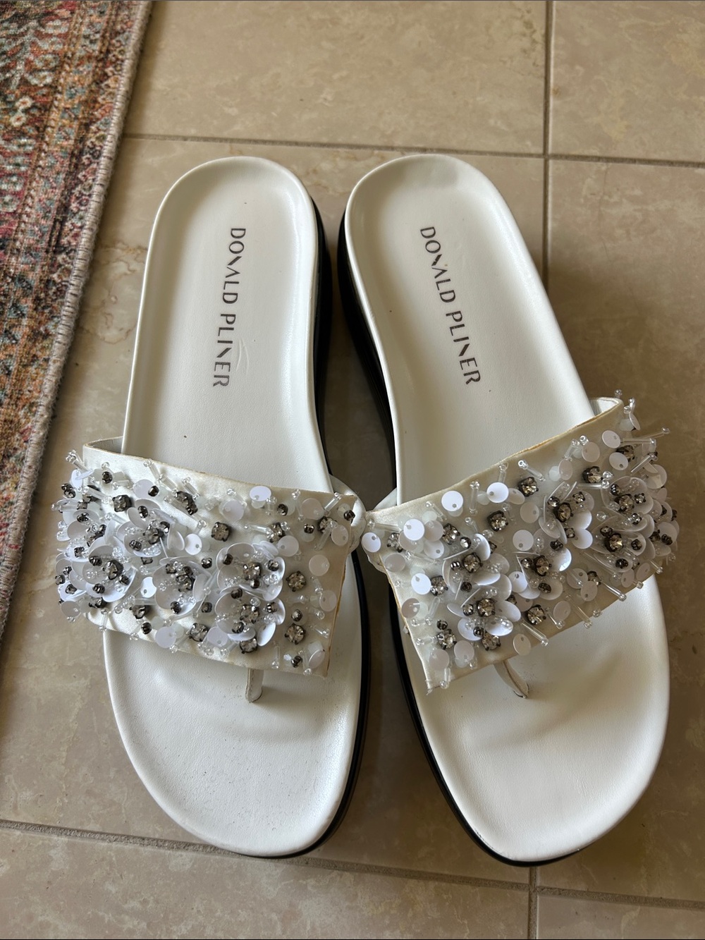 Donald J. Pliner White Embellished Floral Sequin Slide Sandals